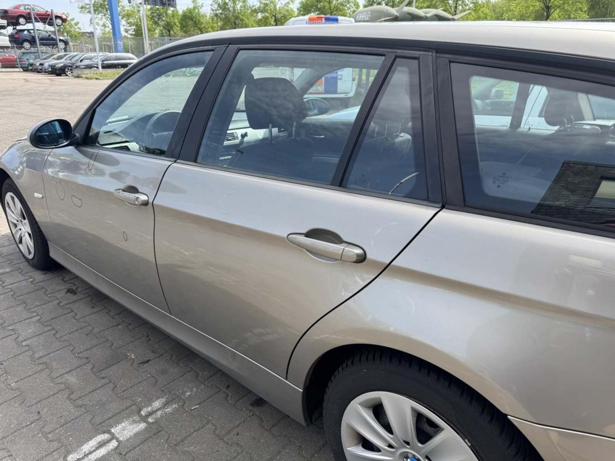 BMW 3er E91 original T&uuml;r hinten links A53 Platinbronze Kombi Rohbau Bj.2008